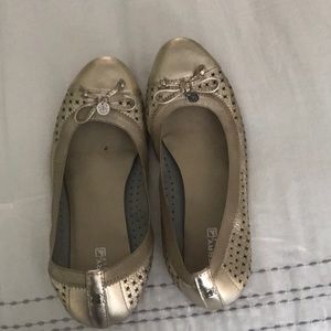 Gold sperrys size 10